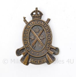 WW2 Canadian Army cap badge Canadian Infantry Corps - 5 x 4 cm - - Mist een pin - origineel