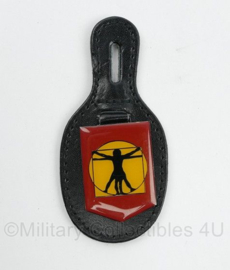 Defensie Personeels Commando borsthanger - 9,5 x 4,5 cm - origineel