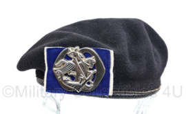 MVO jaren 50 baret met insigne van de Cavalerie Huzaren van Sytzama  - maat 53 - origineel