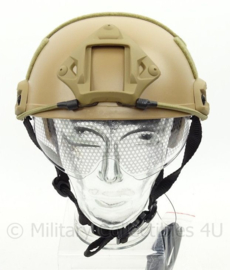 DSI en Politie model MICH 2002 helm met rails, velcro EN ingebouwde bril - COYOTE