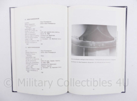 NPEA daggers and associated knifes - A Collector's Guide by Ron Weinand