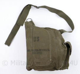 US Army Vietnam oorlog gasmaskertas 17 A1 Mask Chemical Biological - 23 x 10 x 23 cm - origineel