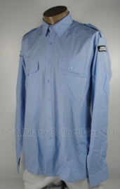 KMAR Marechaussee overhemd lichtblauw met straatnamen -  lange mouw - maat 50-7 (=50cm. Halsomtrek)  - huidig model - origineel