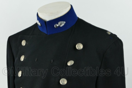 Kmar Marechaussee Adjudant uniform met opstaande kraag en dubbele rij knopen uit 1964 - set jas en broek -  maat 14 = 42 - origineel