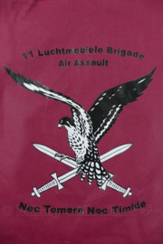 LUMBL 11 Luchtmobiele Brigade Air Assault Nec Temere Nec Timide draagtas - 41 x 37,5 cm  - origineel