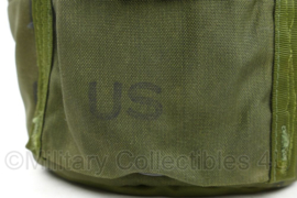 US Army Special Forces Modified canteen met canteen pouch - gebruikt - 17 x 10 x 23 cm - origineel