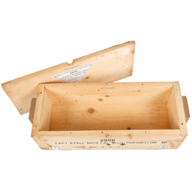 Decoratieve Houten Munitie kist van 2000 stuks 9mm patronen  - 58 x 22 x 20 cm. - origineel