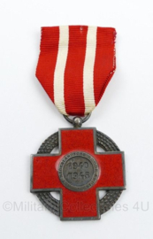 Nederlandsche Roode Kruis 1940-1945 herinneringskruis - 9 x 4 cm - origineel