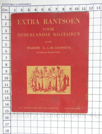 Boek Extra Rantsoen voor Nederlandse Militairen - schrijver Majoor L.A.M. Goossens Legeraalmoezenier - 15 x 11 cm - origineel