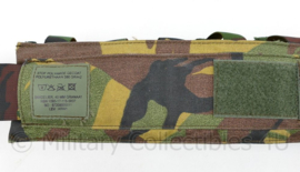 KL Woodland camo  bandoleer voor 10 stuks  40mm  granaten - nieuw -  origineel
