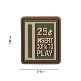 Embleem 3D PVC met klittenband - Insert coin to play groen - 3,6  x 3 cm