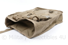 Defensie coyote radio apparatuur tas - 28 x 7 x 38 cm - nieuwstaat - origineel