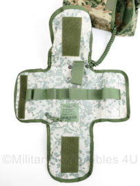 Defensie NFP Multi camo opbouwtas Persoonlijk GNK IFAK geneeskundige dienst tas - licht gebruikt - 18 x 14 x 6 cm - origineel