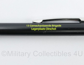 Defensie 13 MECHBAT 13 Gemechaniseerde Brigade Legerplaats Oirschot balpen - origineel