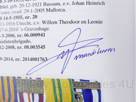 Zeldzame 5delige serie boeken van de 5 hoogste Nederlandse leger onderscheidingen Studiekring Ridderorden en Onderscheidingen Erik Muller - niet in de winkel te koop - met handtekening Marco Kroon - origineel