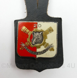 Belgische leger 20e Regiment Artillerie borsthanger - 8 x 4 cm - origineel