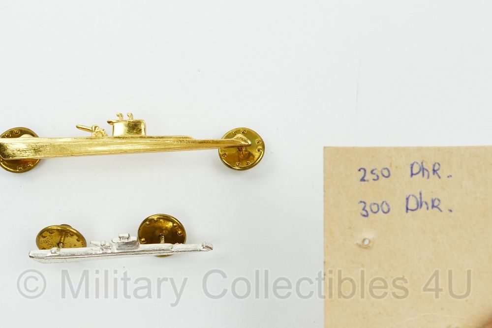 Set van 2 spelden van Griekse Marine duikboten - origineel