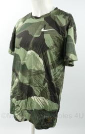 Nike The Nike Tee Dri-fit t-shirt Trainingsshirt camouflage - maat Medium - licht gedragen - origineel