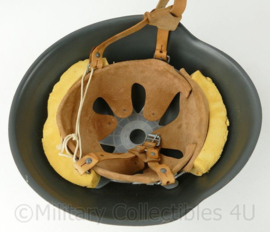 DDR NVA Volkspolizei Regulierer M56 helm - topstaat - origineel