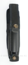 Politie baton slagstok koppel houder - zwart - 6 x 6 x 24 cm - origineel