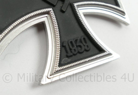 WO2 Duits Ridderkruis met Eichenlaub, zwaarden en lint - gestempeld  - replica