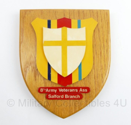 Wandbord Britse 8th Army Veterans association Salford branch - 14,5 x 2 x 17,5 cm - origineel