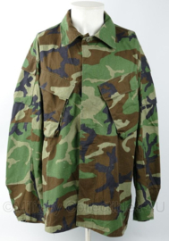 US Special Forces modified BDU uniform jas woodland camo - maat Large-Long = 8090/0414 - gedragen - origineel