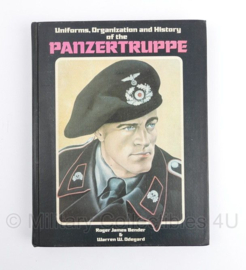 Naslagwerk Uniforms Organization and History of the Panzertruppe - 28,5 x 22,5 x 3 cm