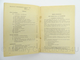 MVO Chef der Generalen Staf  Voorschrift  nr. 1556 uit 1947 onderricht in het besturen van motorvoertuigen - afmeting 12 x 18 cm - origineel