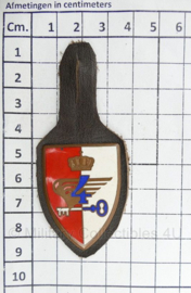 Belgische leger 4 Compagnie Kwartiermeester en Transport borsthanger - 9 x 4 cm - origineel