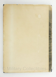 Boek Veertig jaren Onderzee Dienst 1906-1946