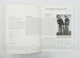 Boek The US Marine Corps since 1945 - Lee E. Russel - 24,5 x 18,5 x 0,5 cm