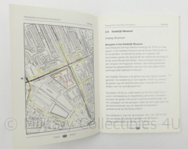 Politie zakboek Project Oranje 60ste verjaardag Koningin Beatrix - 15 x 10½ cm - origineel