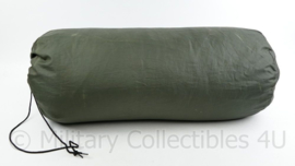 Snugpak  slaapzak groen met tas - buitenmaat 225 cm lang en breedte 75 cm - origineel