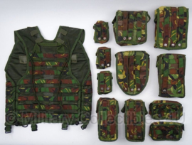 Nederlands Modulair gevechtsVest MGV WOODLAND Molle - complete set MET OFFICIEEL AANTAL TASSEN! - maat Medium, Large of XL - origineel