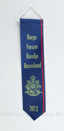 KMARNS Korps Forum Rondje Bouwland 2013 vaantje - 24 x 5 cm - origineel