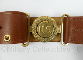 US M1912 Cavalry koppel met magazijntas en M1911 Colt Cavalry holster - bruin leer