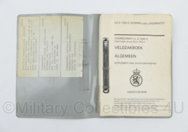 KL Nederlandse leger Veldzakboek Algemeen Regiment Aan- en Afvoertroepen - 13 x 1 x 17,5 cm - origineel
