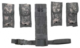 US Army Molle II set ACU camo Holster extender en 4 magazijntassen -  origineel