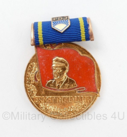 DDR NVA FDJ Thälmann-Medaille Bereit zur Verteidigung der Heimat 1951 - 0349 genummerd - origineel
