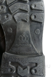 KL Nederlandse leger veiligheidsschoenen 1985 - merk Windsor - maat 42 = 265M - licht gedragen - origineel