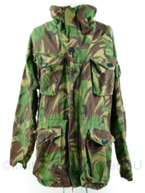 Britse Leger DPM  camo smock combat parka - windproof arctic - gemodificeerd voor KL schutter lange afstand - sniper - maat 180/112 - capuchon eraf gesneden - gedragen - origineel