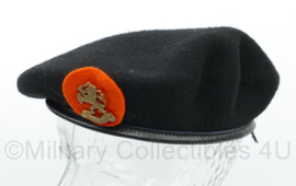 WO2 model Nederlandse Prinses Irene Brigade baret - maat 58 - originele baret en replica insigne