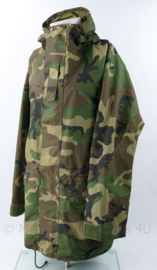 Korps Mariniers waterproef Goretex regenjas Woodland - maat large - origineel