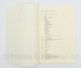 Voorschrift Koninklijke Marine 003 Uniformen en Tenues voor Militairen van de Koninklijke Marine - uitgave 2011