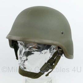M92 M95 composiet helm B826 ballistische helm - Nieuwste model productie 2016 donkergroen - maker Induyco - Ongedragen -  maat Medium = 55 tm. 57 cm. -  origineel