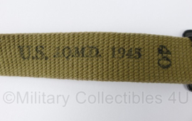 US manschaps Broekriem / trouser belt M1937 gestempeld US JQMD 1945 - maat 90, 95 of 100  cm. - origineel 1945