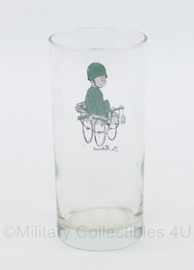 Defensie long drink glas jaren 70 a 80 - De Rekruut - gebruikt - 13 x 6 cm - origineel