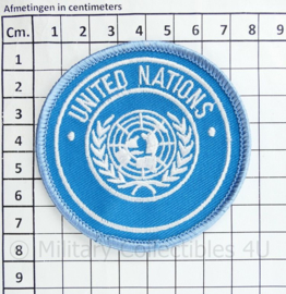 United Nations embleem felblauw - diameter 7,5 cm - origineel