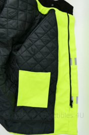 Britse Politie Police geel jack met voering, portofoonhouders en epauletten met nr 3877 - maat Xlarge short - origineel